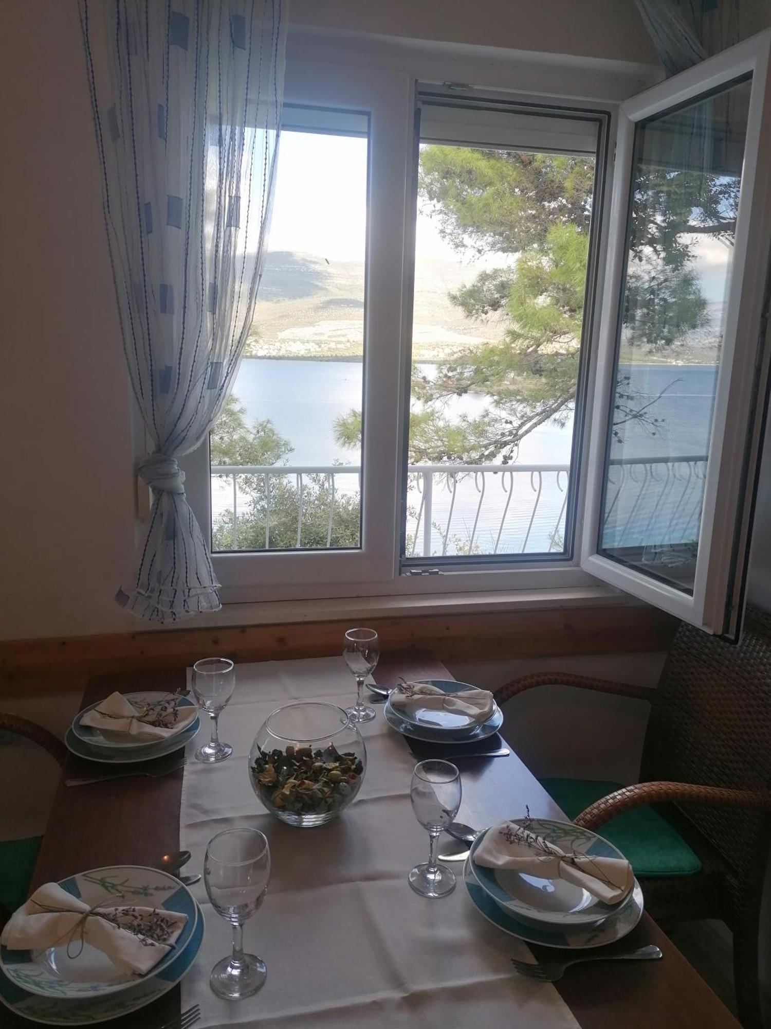 Donji Karin Apartman Volarevic מראה חיצוני תמונה