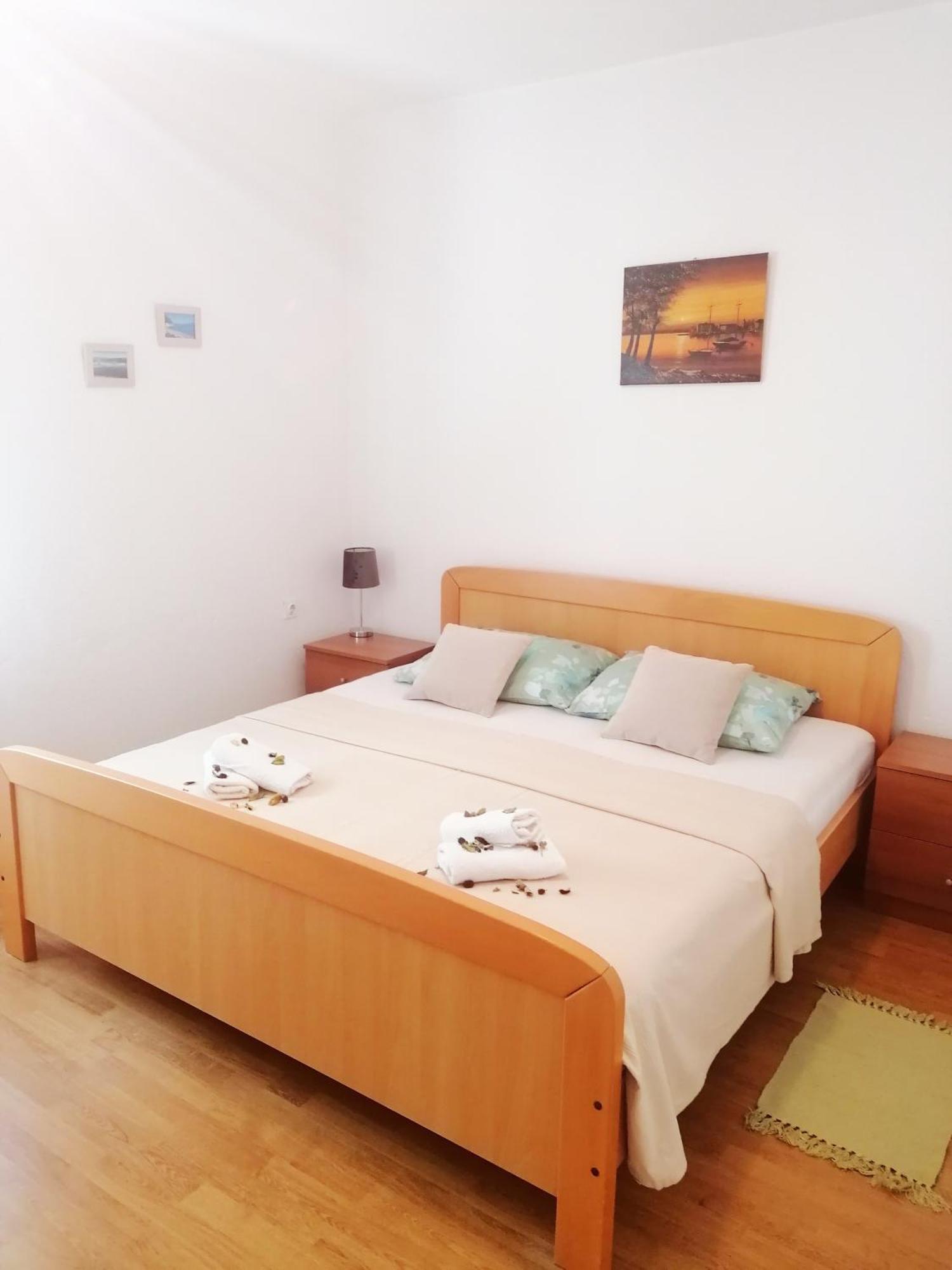 Donji Karin Apartman Volarevic מראה חיצוני תמונה