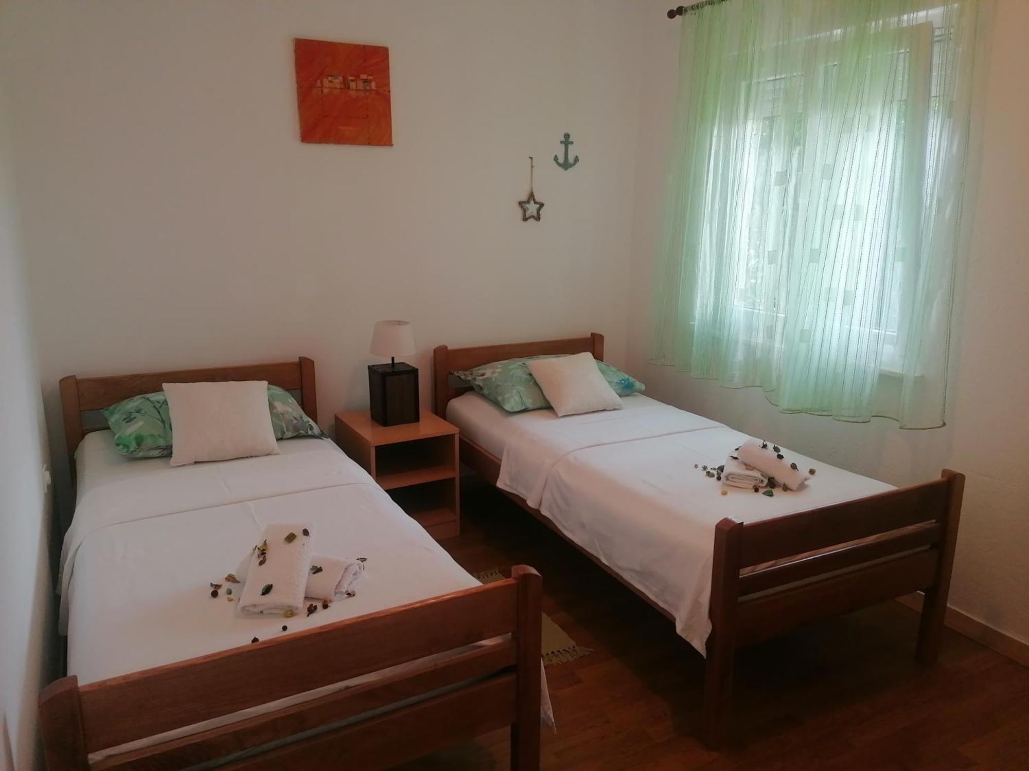 Donji Karin Apartman Volarevic מראה חיצוני תמונה
